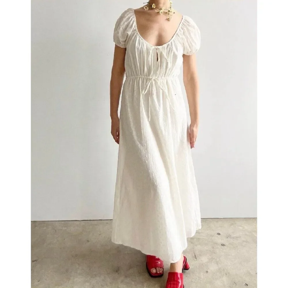 Lisa Says Gah Luxe Midi Dress in Milk Eyelet Size S - Picture 3 of 12
